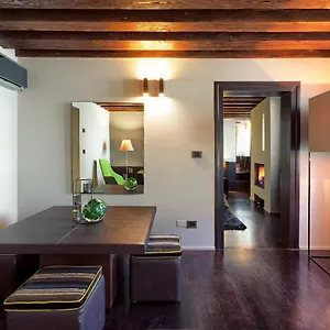 Charming House Iqs Venise