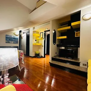 https://lecco-centro.it-lombardy.com