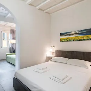 https://la-loggia-della-signoria-charming-loft.it-tuscanyhotel.com