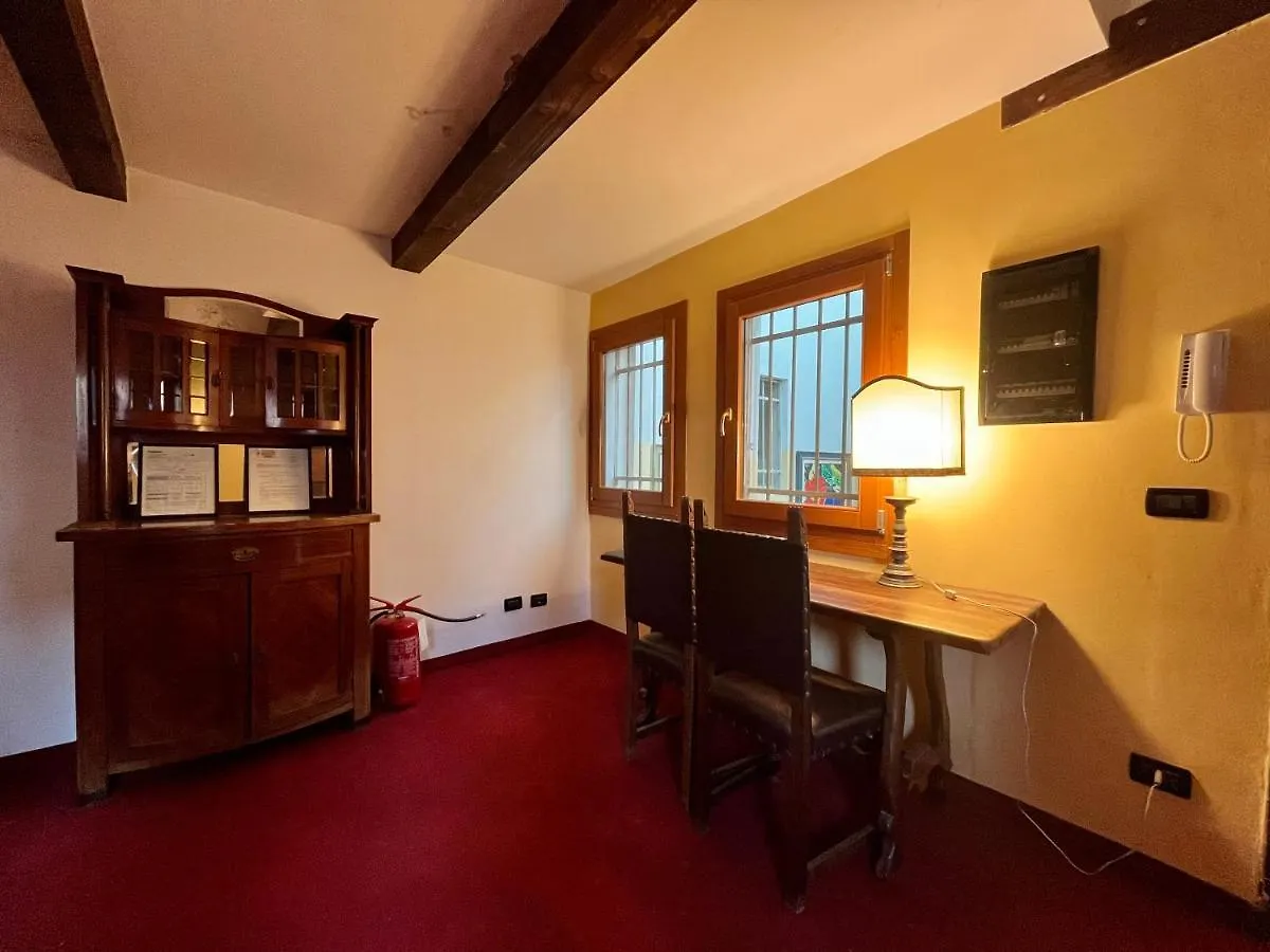 Ai Boteri Hostel Venice